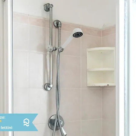 Senigallia, Trilocale Sul Mare Con Inclusa - Se005